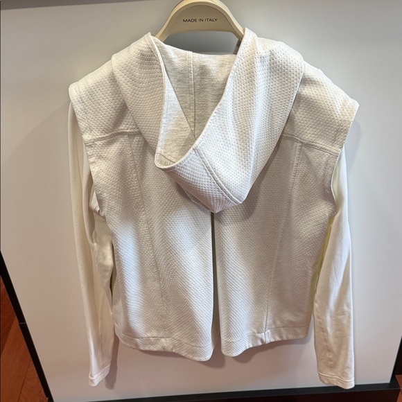 New Balance Gray Hooded Jacket - Picture 7 of 9